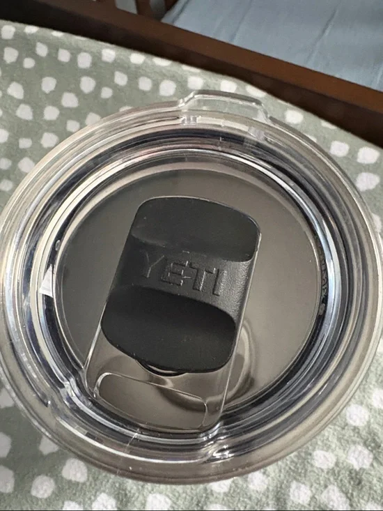 Yeti ultramarine violet Tumbler - Picture 2 of 2